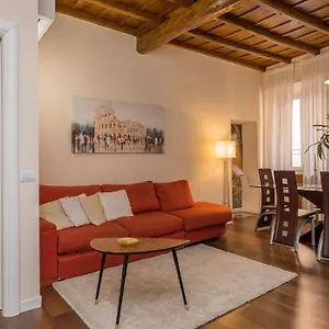 L'olimpo Di Estia , Roma Italia